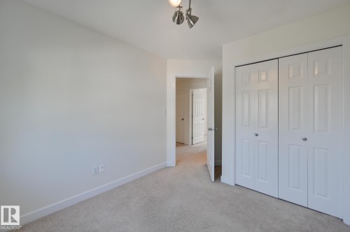 38 6032 38 Avenue, Edmonton, AB - Indoor