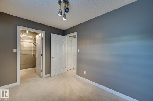 38 6032 38 Avenue, Edmonton, AB - Indoor Photo Showing Other Room