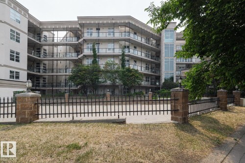 113 9507 101 Avenue, Edmonton, AB - Outdoor