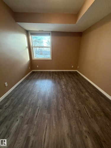 113 9507 101 Avenue, Edmonton, AB - Indoor Photo Showing Other Room