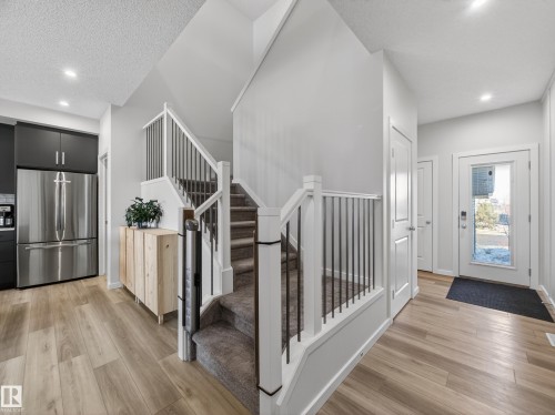 9 Prospect Place, Spruce Grove, AB - Indoor