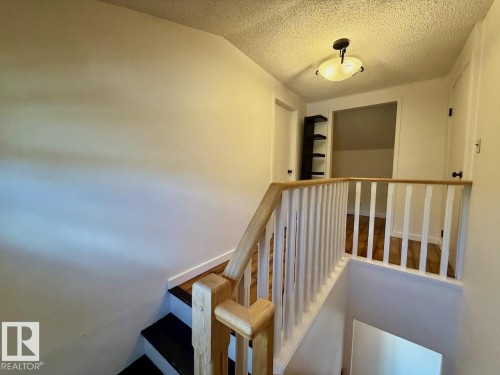 6719 112A Street Nw, Edmonton, AB - Indoor Photo Showing Other Room