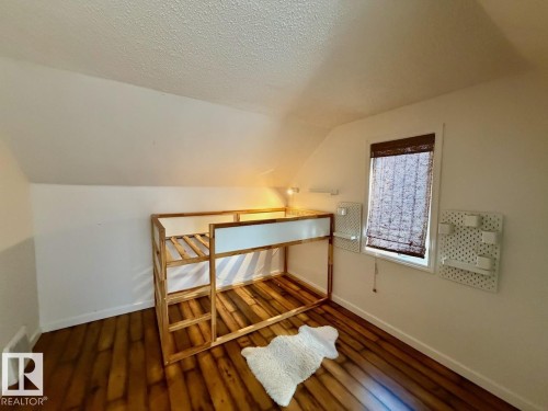 6719 112A Street Nw, Edmonton, AB - Indoor Photo Showing Other Room