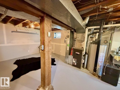 6719 112A Street Nw, Edmonton, AB - Indoor Photo Showing Basement