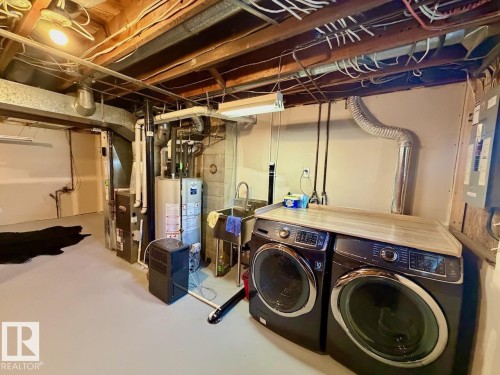 6719 112A Street Nw, Edmonton, AB - Indoor Photo Showing Laundry Room