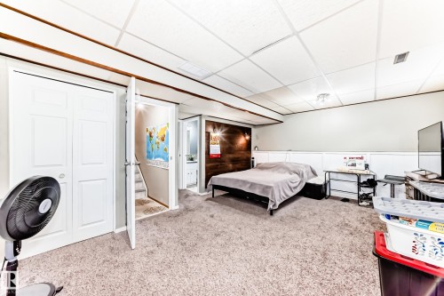 15611 83A Street, Edmonton, AB - Indoor