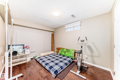15611 83A Street, Edmonton, AB - Indoor Photo Showing Bedroom