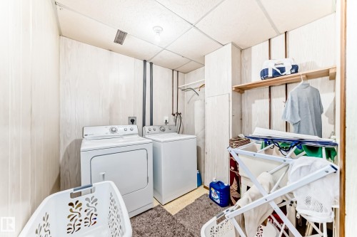 15611 83A Street, Edmonton, AB - Indoor Photo Showing Laundry Room