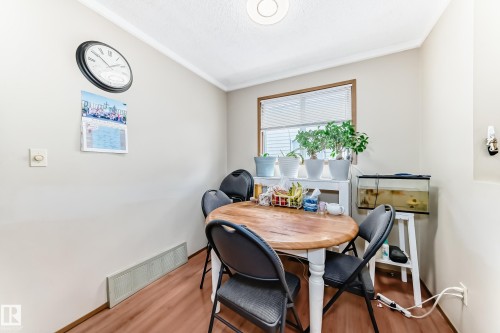 15611 83A Street, Edmonton, AB - Indoor Photo Showing Dining Room