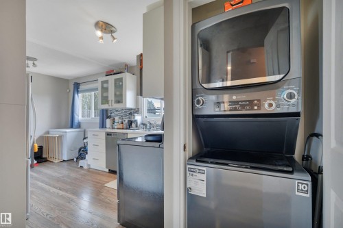13432 58 Street, Edmonton, AB - Indoor Photo Showing Laundry Room
