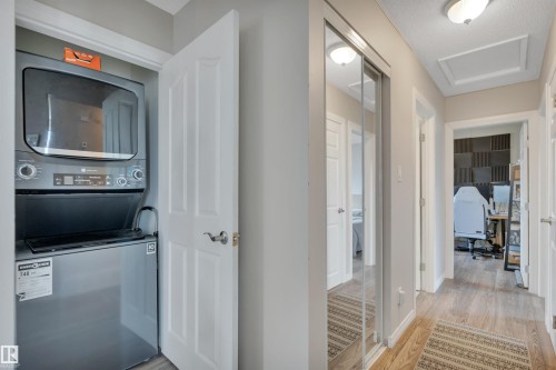 13432 58 Street, Edmonton, AB - Indoor Photo Showing Laundry Room