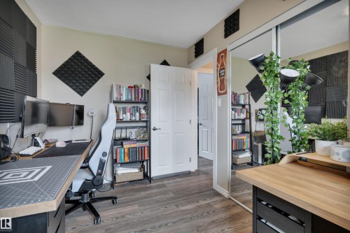 13432 58 Street, Edmonton, AB - Indoor Photo Showing Other Room