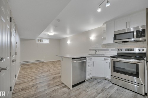 13432 58 Street, Edmonton, AB - Indoor Photo Showing Kitchen With Stainless Steel Kitchen