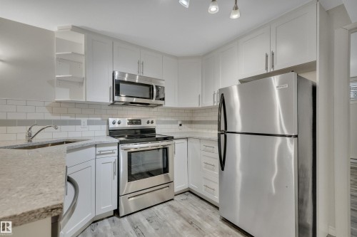 13432 58 Street, Edmonton, AB - Indoor Photo Showing Kitchen With Stainless Steel Kitchen