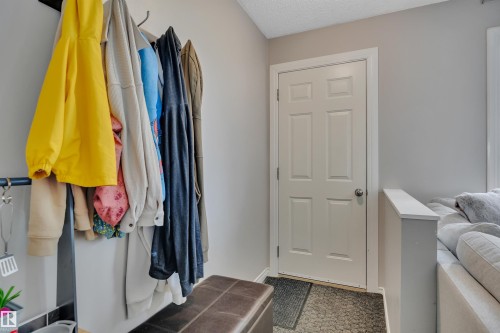 13432 58 Street, Edmonton, AB - Indoor