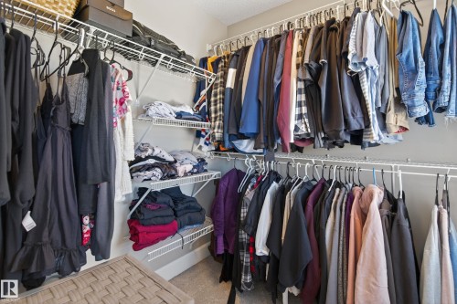 3356 Hilton Crescent, Edmonton, AB - Indoor With Storage