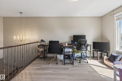 3356 Hilton Crescent, Edmonton, AB - Indoor