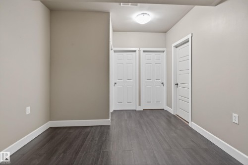 3356 Hilton Crescent, Edmonton, AB - Indoor Photo Showing Other Room