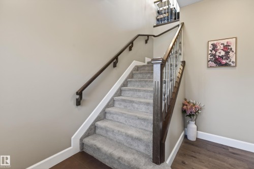 3356 Hilton Crescent, Edmonton, AB - Indoor Photo Showing Other Room