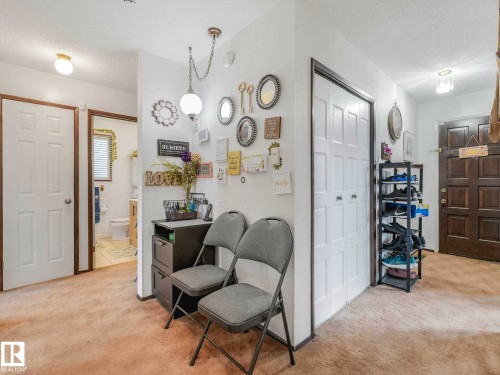 8715 41 Avenue, Edmonton, AB - Indoor Photo Showing Other Room