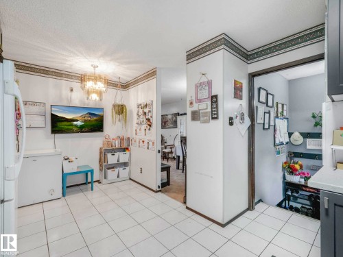 8715 41 Avenue, Edmonton, AB - Indoor