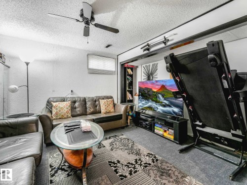 8715 41 Avenue, Edmonton, AB - Indoor