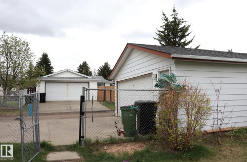 8715 41 Avenue, Edmonton, AB - Outdoor