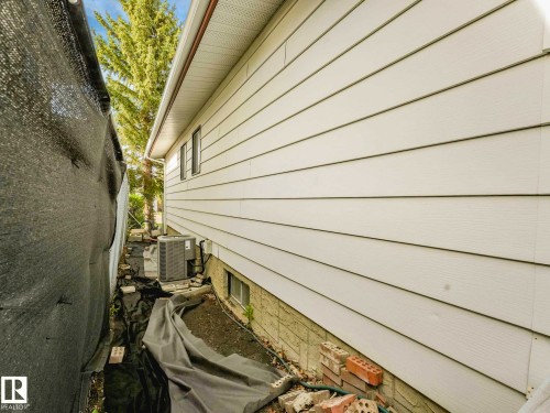 8715 41 Avenue, Edmonton, AB - Outdoor