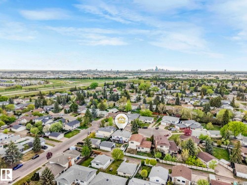 8715 41 Avenue, Edmonton, AB - Outdoor With View