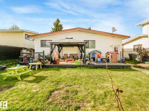 8715 41 Avenue, Edmonton, AB - Outdoor With Deck Patio Veranda