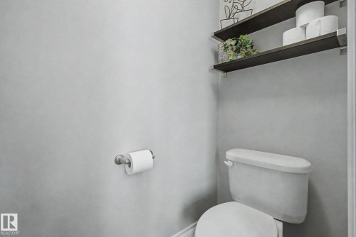 82 Dalquist Bay, Leduc, AB - Indoor Photo Showing Bathroom