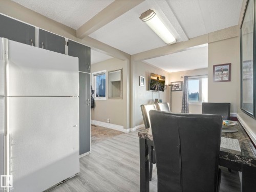 5305 46 Street, Leduc, AB - Indoor Photo Showing Dining Room