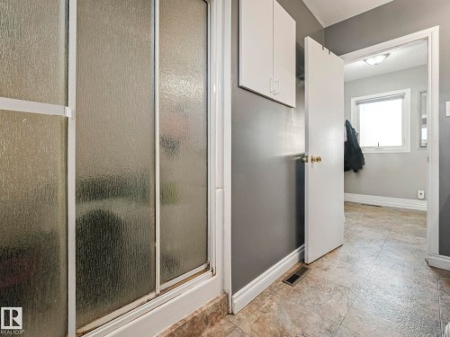 5305 46 Street, Leduc, AB - Indoor Photo Showing Other Room