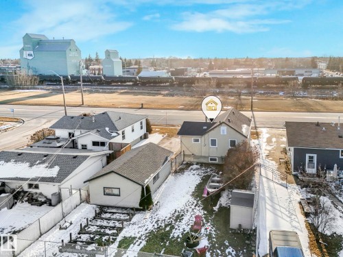 5305 46 Street, Leduc, AB - Outdoor