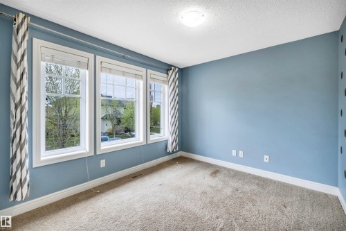 2429 Austin Crescent, Edmonton, AB - Indoor Photo Showing Other Room