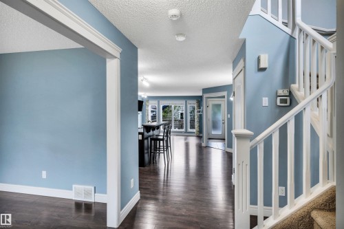 2429 Austin Crescent, Edmonton, AB - Indoor Photo Showing Other Room