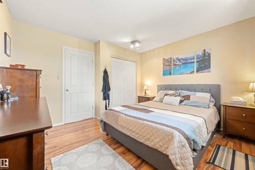 4012 86 Street, Edmonton, AB - Indoor Photo Showing Bedroom