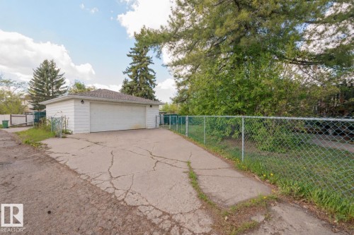 4012 86 Street, Edmonton, AB - Outdoor