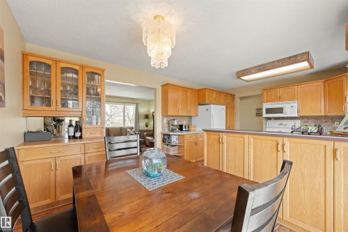 4012 86 Street, Edmonton, AB - Indoor Photo Showing Kitchen