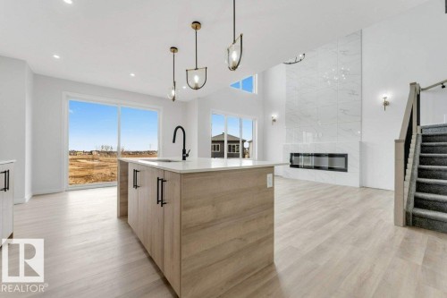 1847 Crossbill Loop, Edmonton, AB - Indoor Photo Showing Kitchen