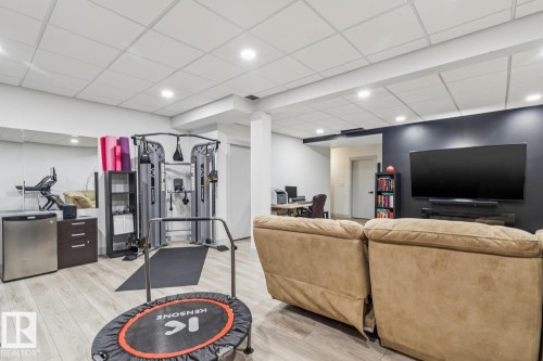 17618 63A Street, Edmonton, AB - Indoor