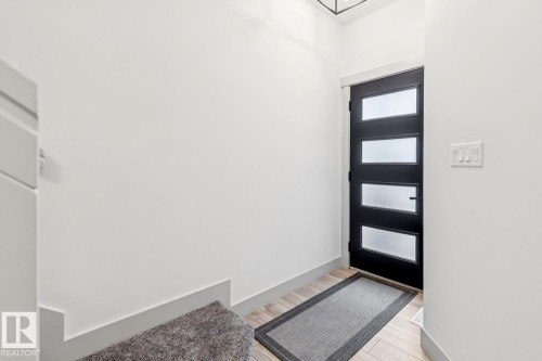 17618 63A Street, Edmonton, AB - Indoor Photo Showing Other Room