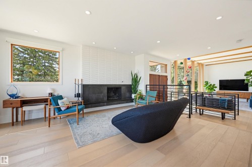 2 Valleyview Crescent, Edmonton, AB - Indoor Photo Showing Living Room With Fireplace