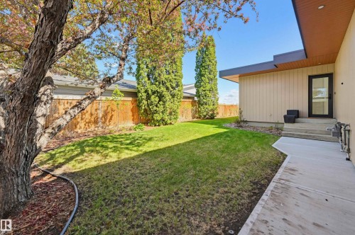 2 Valleyview Crescent, Edmonton, AB - Outdoor