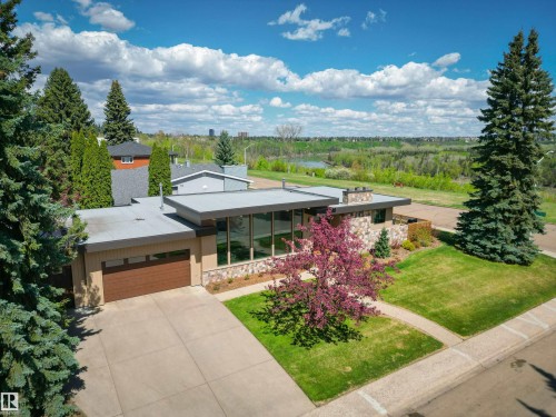 2 Valleyview Crescent, Edmonton, AB - Outdoor With View