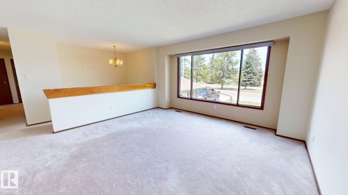 4521 42 Avenue, Drayton Valley, AB - Indoor Photo Showing Other Room