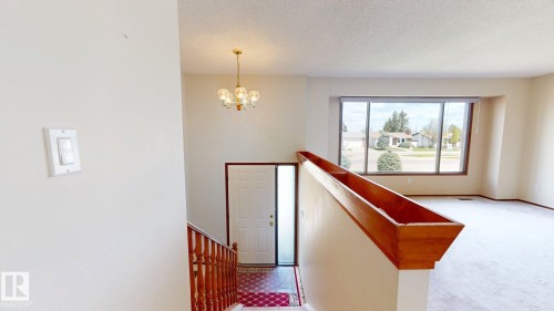 4521 42 Avenue, Drayton Valley, AB - Indoor Photo Showing Other Room