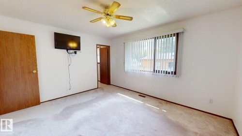 4521 42 Avenue, Drayton Valley, AB - Indoor Photo Showing Other Room