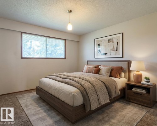 5707 90 Avenue, Edmonton, AB - Indoor Photo Showing Bedroom