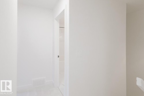3 16231 19 Avenue, Edmonton, AB - Indoor